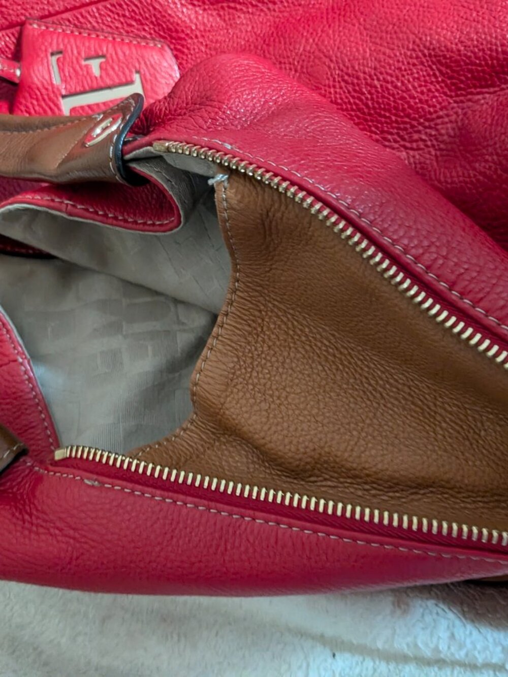 Furla Red Pebbled Leather Shoulder Bag | Authentic Italian Designer Tote - Picture 4 of 6